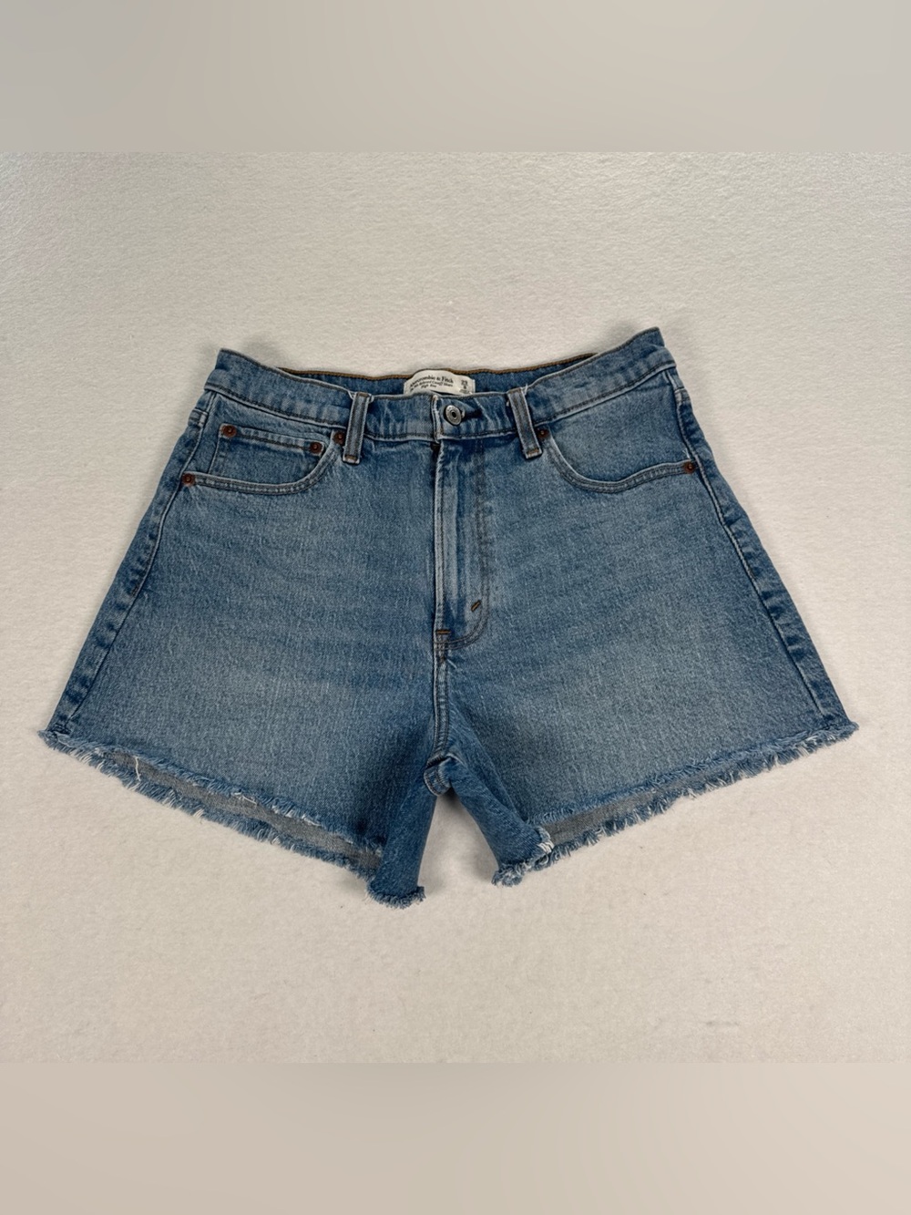 Abercrombie & Fitch The 90s Relaxed Cutoff Short Women 29/8 Blue Denim High Rise